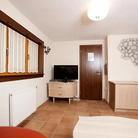 Luxurious Bed And Breakfast Accommodation With Wi-Fi In Goreljek, Slovenia Tatil Evi *